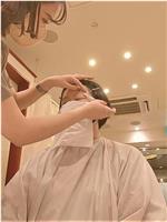 ドキュメント72時間：ヘアメイク店 私は眉毛を整える